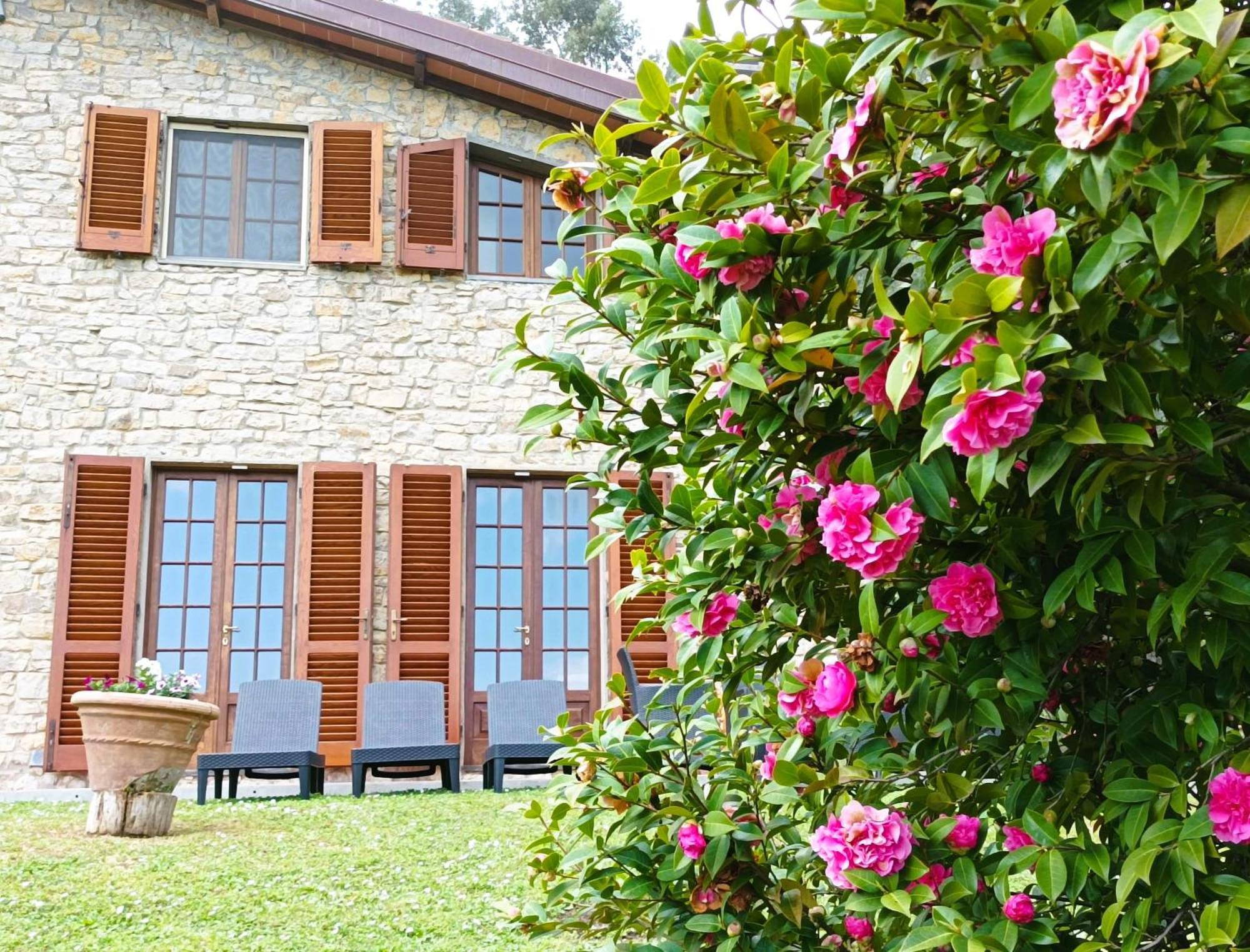 Villa Camelia Tuscany Pescia Exterior foto